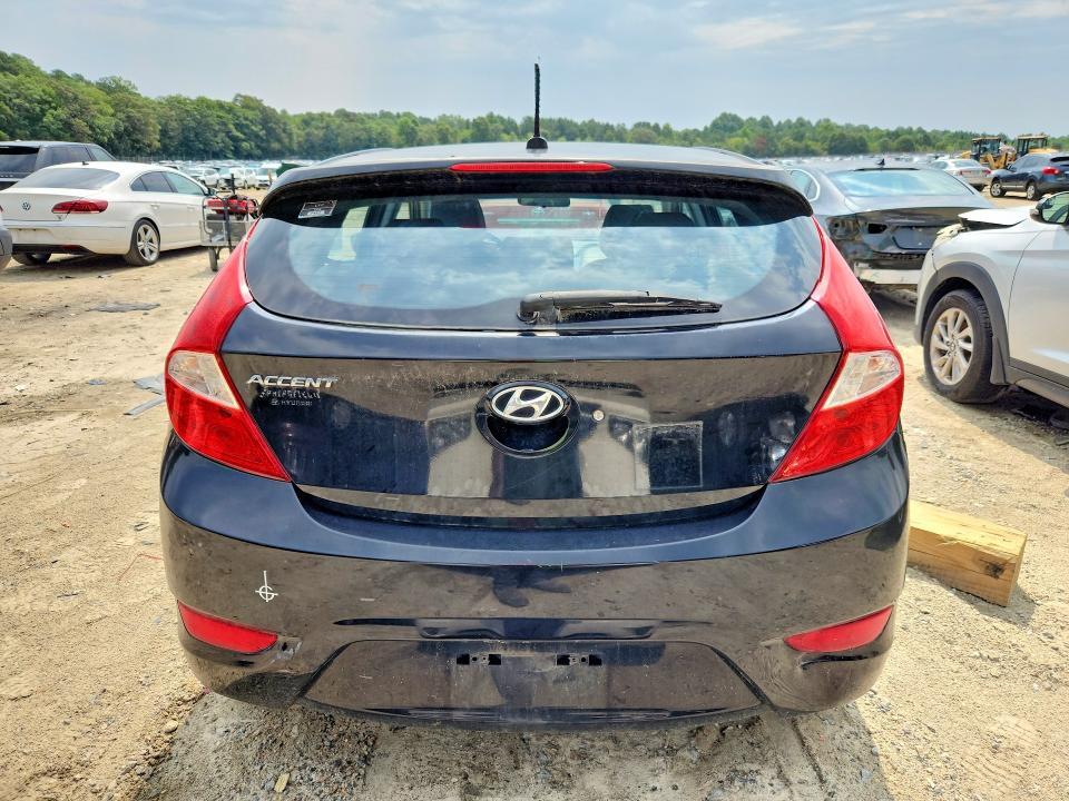 2013 HYUNDAI ACCENT SE — Фото 6 из 12