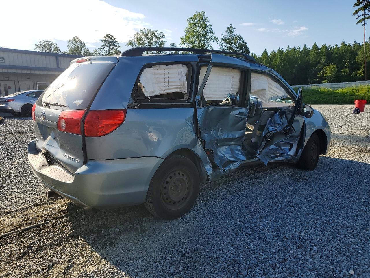 5TDKK4CC9AS312302 2010 TOYOTA SIENNA photo no. 3