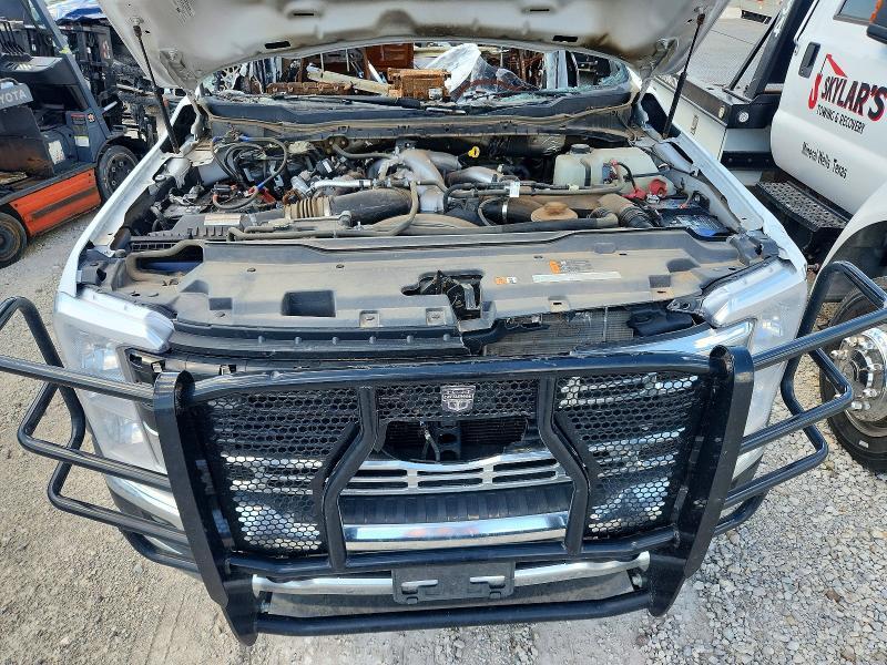 2025 FORD F450 SUPER DUTY — Фото 11 из 12