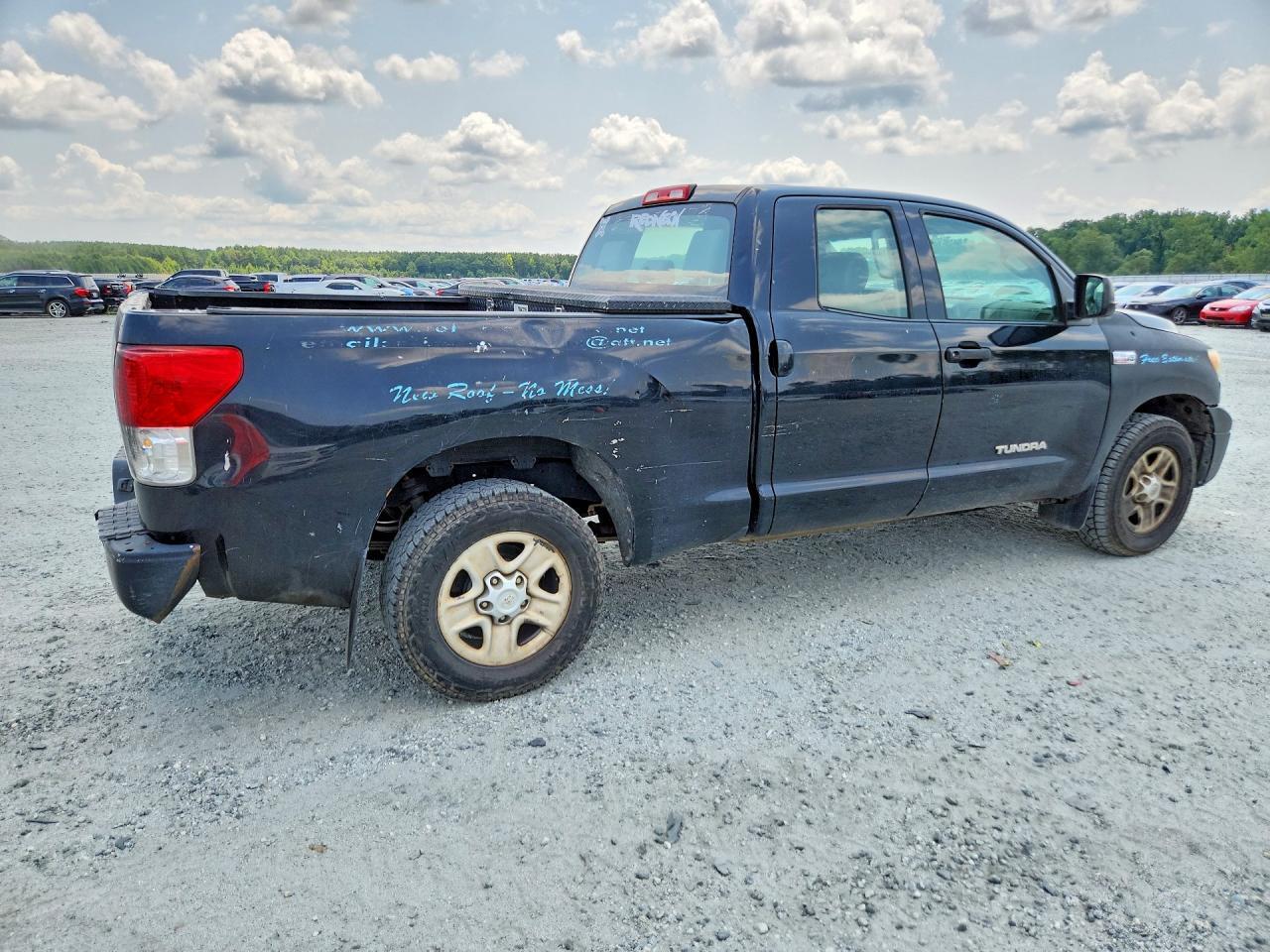 2010 TOYOTA TUNDRA DOUBLE CAB SR5 — Фото 3 из 12
