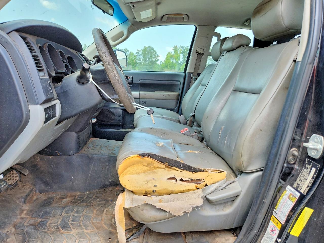 2010 TOYOTA TUNDRA DOUBLE CAB SR5 — Фото 7 из 12
