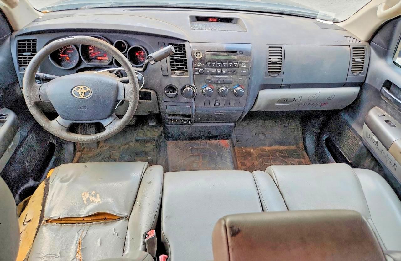 2010 TOYOTA TUNDRA DOUBLE CAB SR5 — Фото 8 из 12