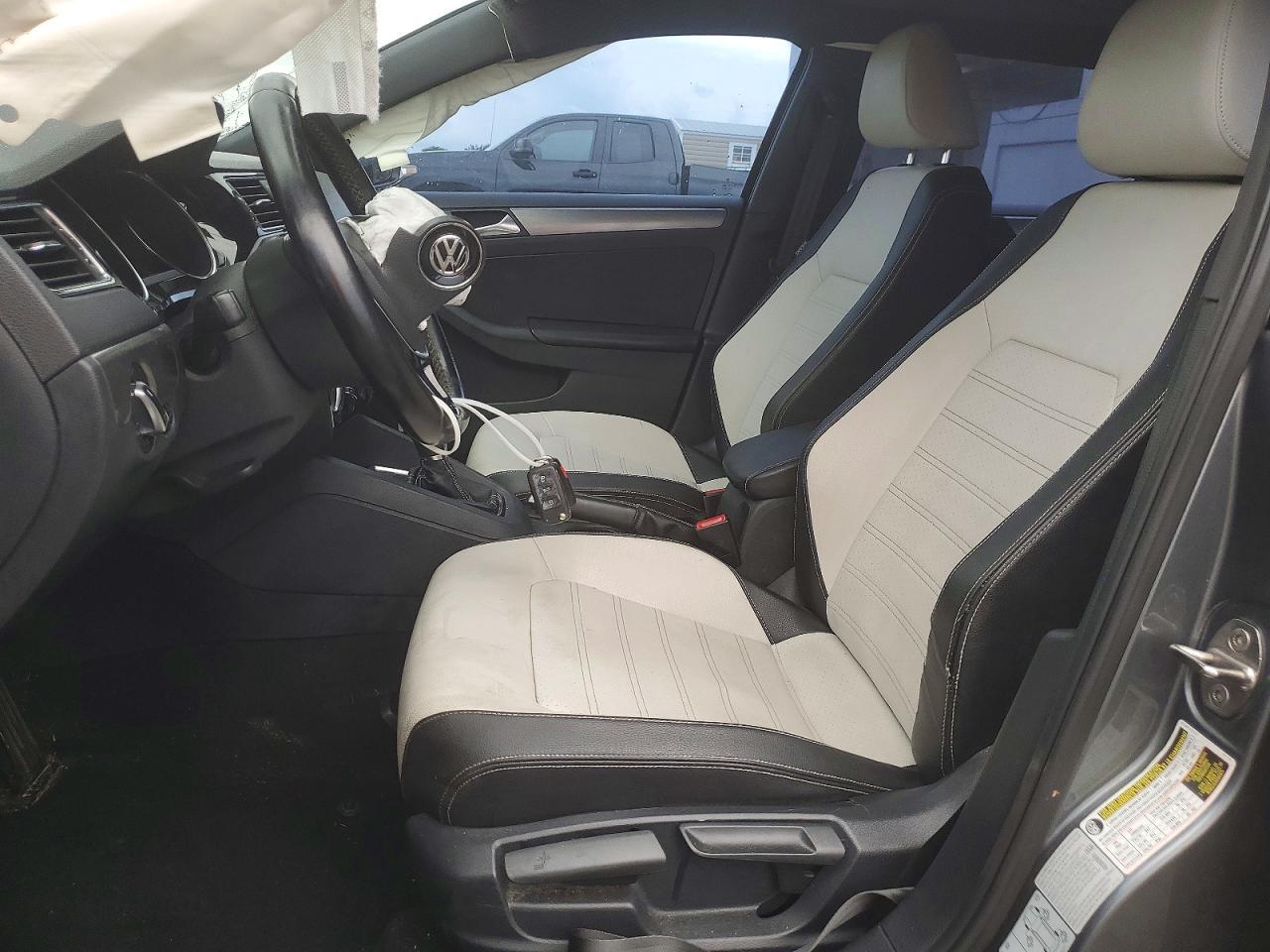 2016 VOLKSWAGEN JETTA SPORT — Фото 7 из 12