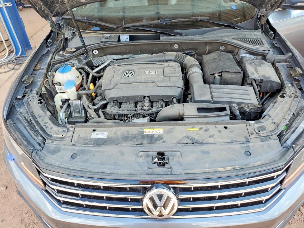 2016 VOLKSWAGEN PASSAT SE — Фото 11 из 12