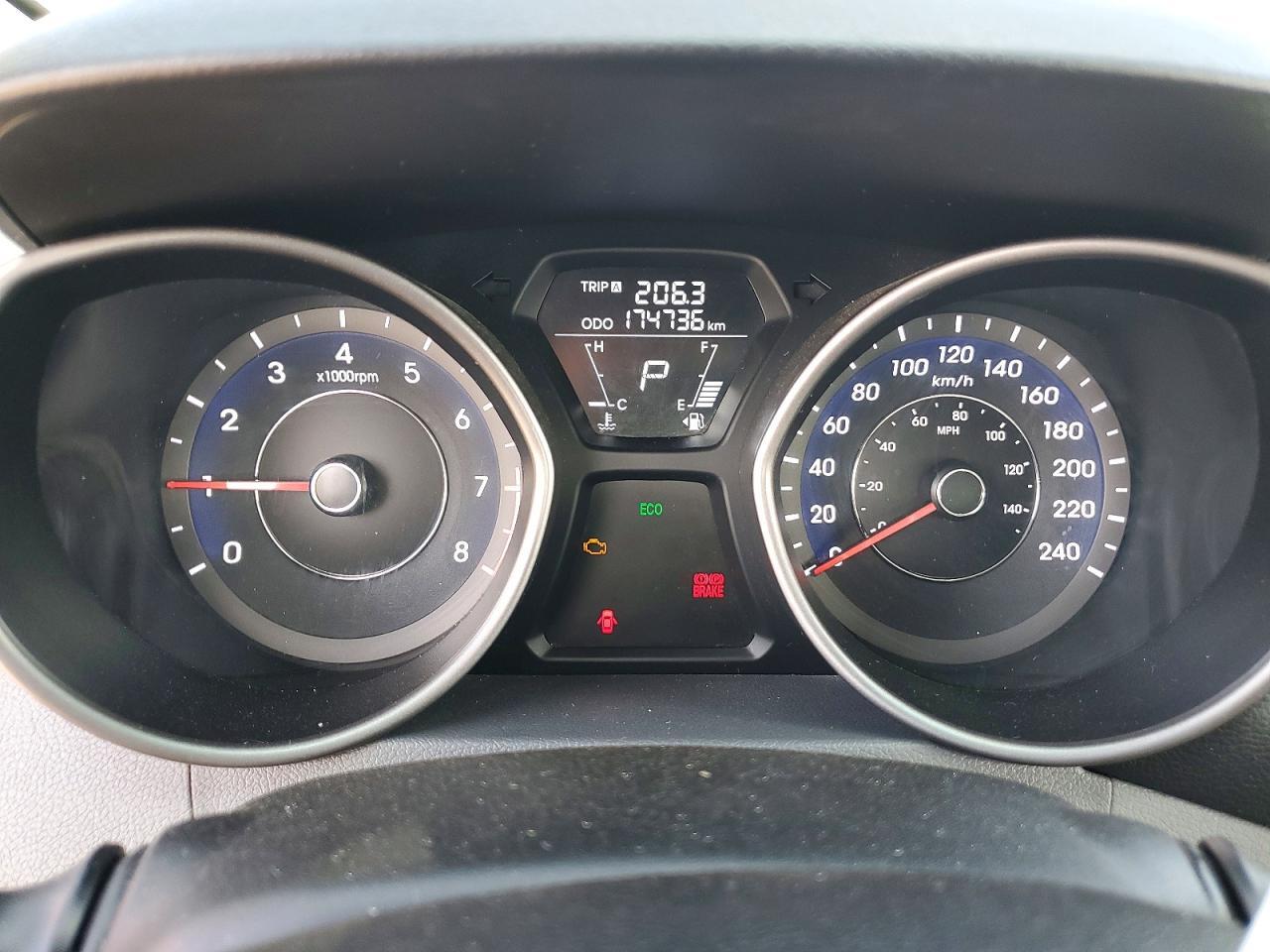 2013 HYUNDAI ELANTRA GLS — Фото 9 из 12