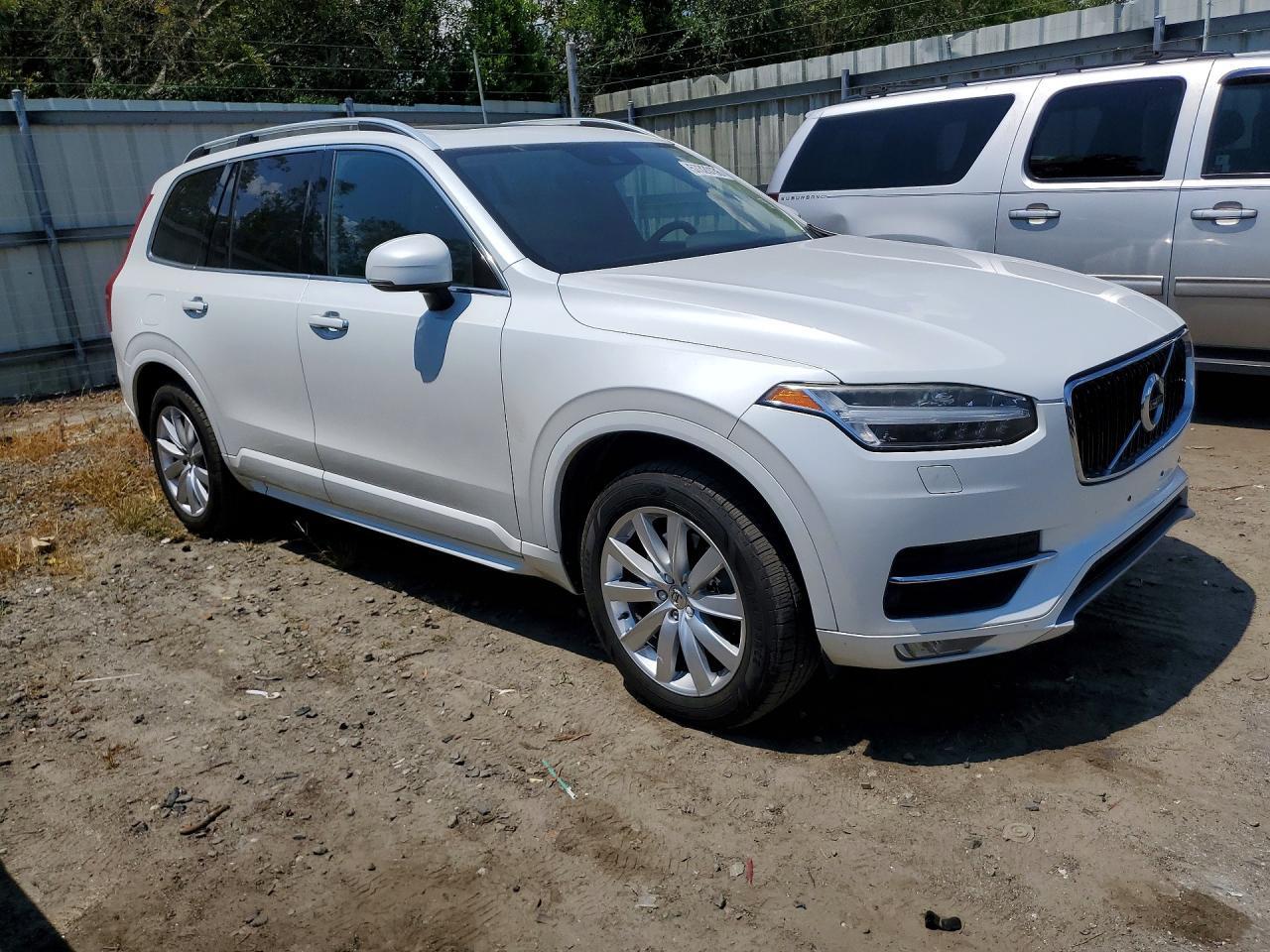 2016 VOLVO XC90 T6 — Фото 4 из 13