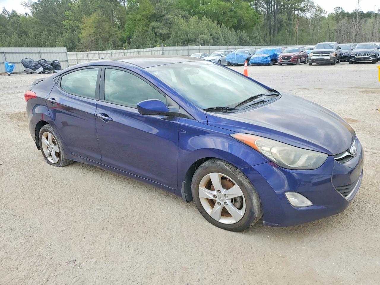 2013 HYUNDAI ELANTRA GLS — Фото 4 из 12