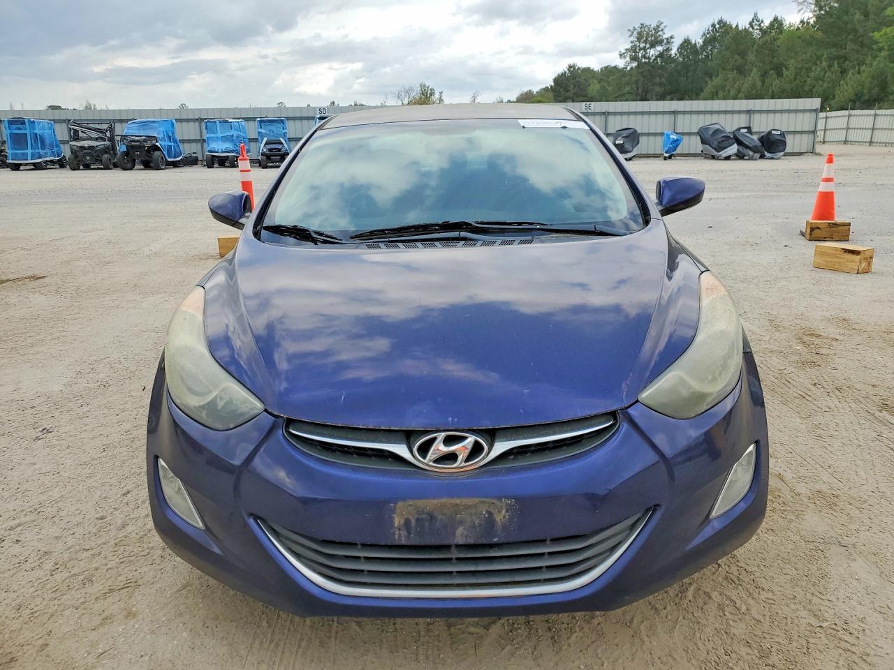 2013 HYUNDAI ELANTRA GLS — Фото 5 из 12