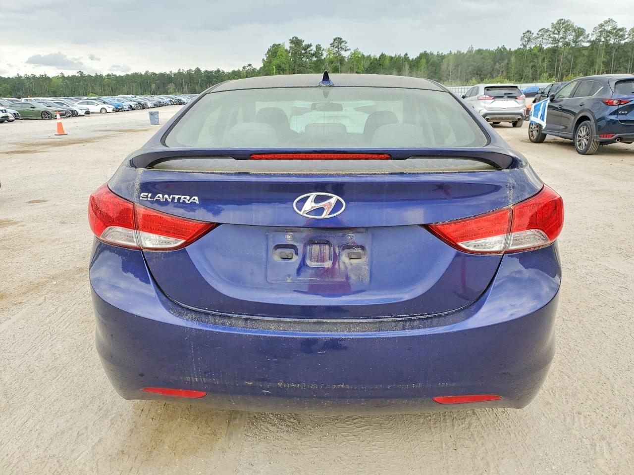 2013 HYUNDAI ELANTRA GLS — Фото 6 из 12