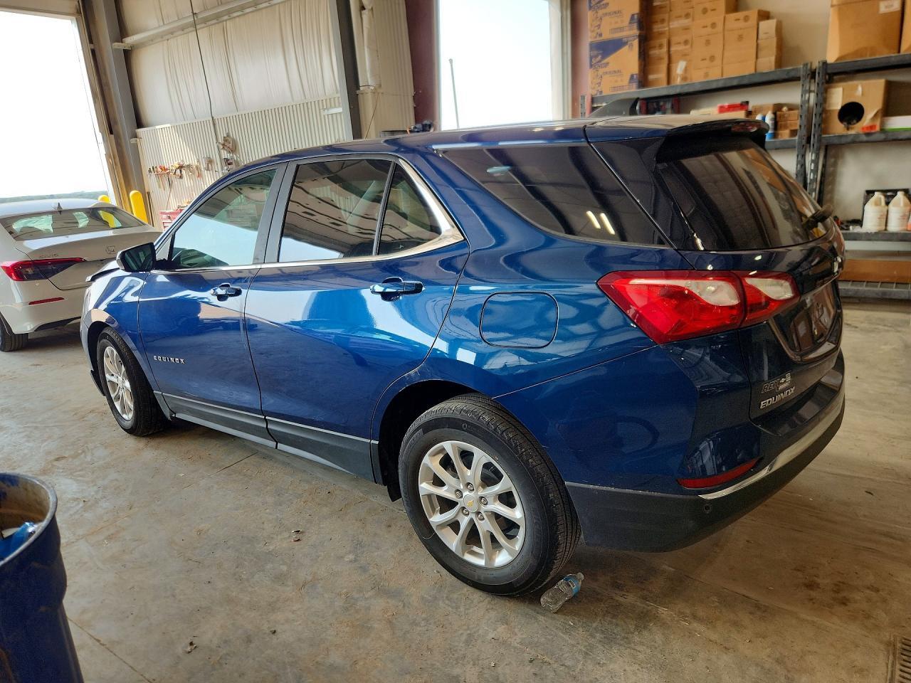 2021 CHEVROLET EQUINOX LT — Фото 2 из 13