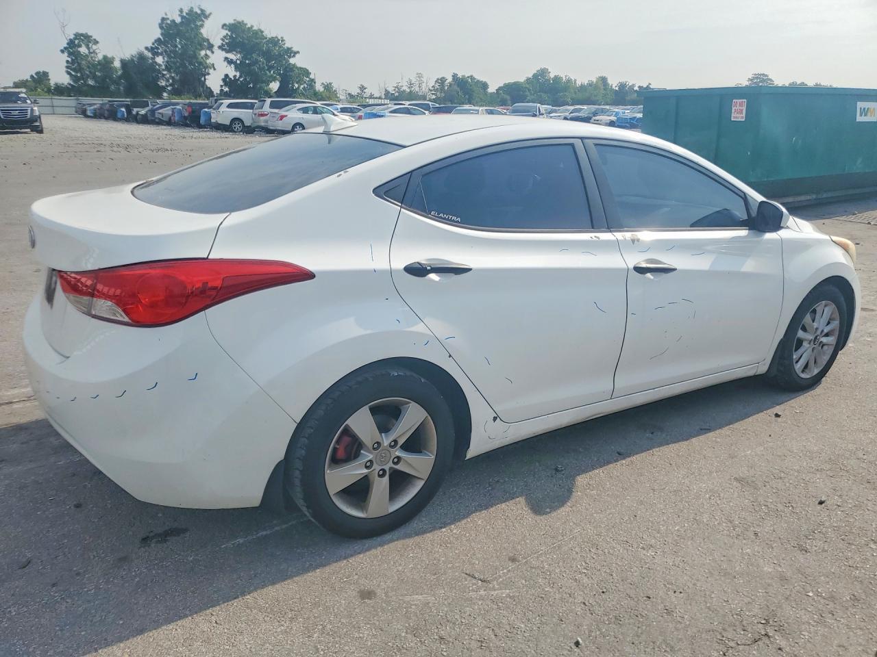 2013 HYUNDAI ELANTRA GLS — Фото 3 из 12