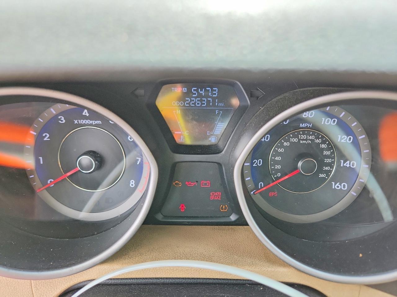 2013 HYUNDAI ELANTRA GLS — Фото 9 из 12