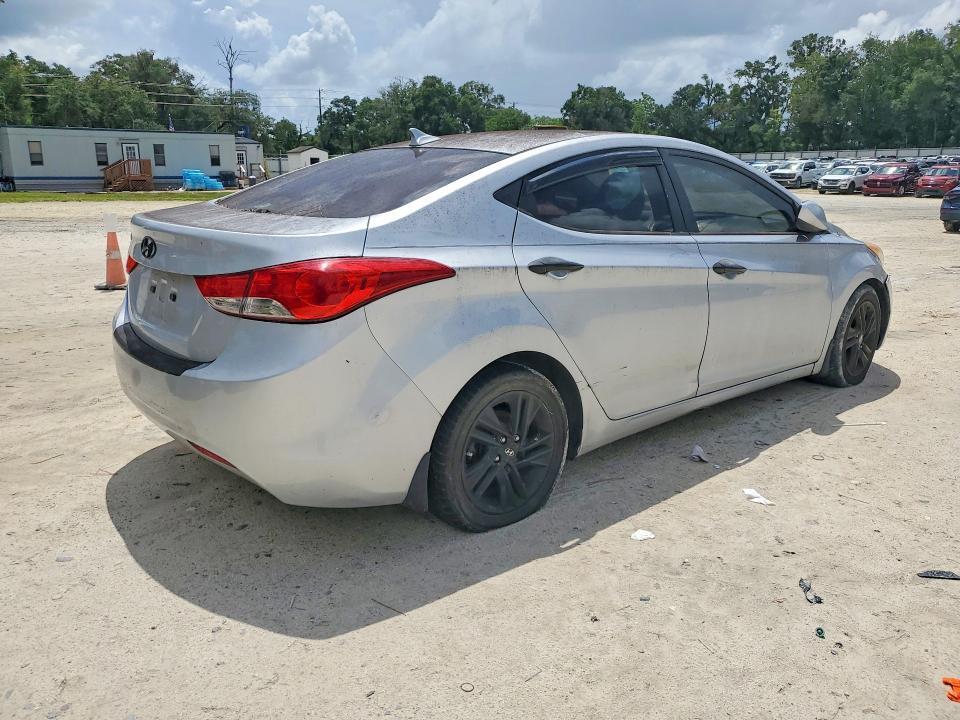 2013 HYUNDAI ELANTRA GLS — Фото 3 из 12
