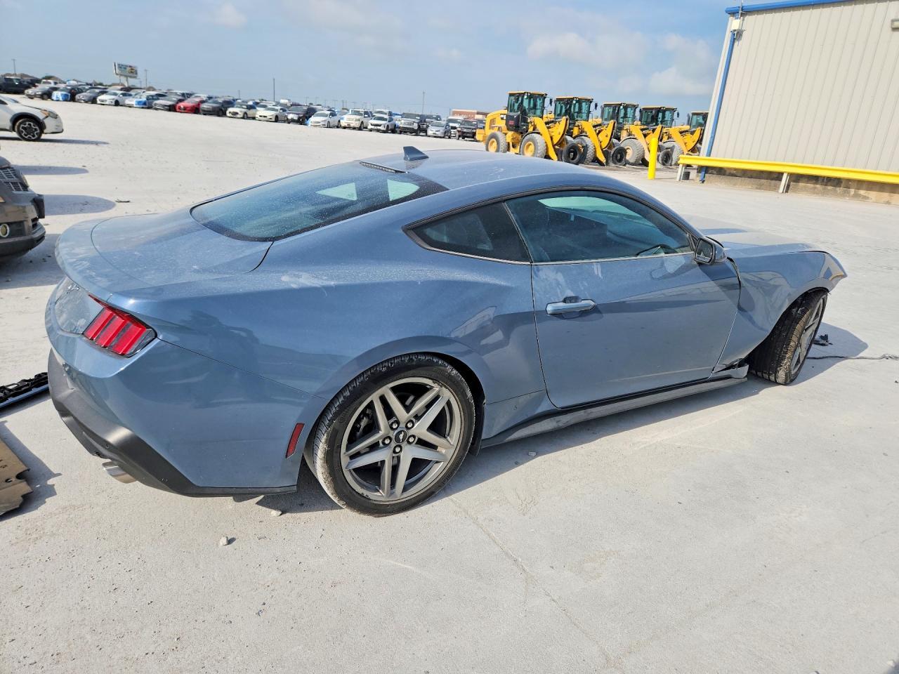1FA6P8TH4S5120997 2025 FORD MUSTANG photo no. 3