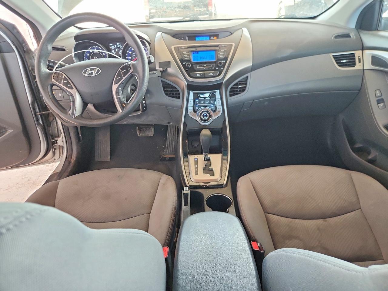2013 HYUNDAI ELANTRA GLS — Фото 8 из 12
