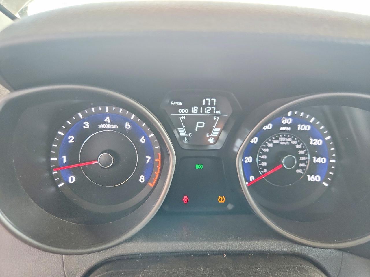 2013 HYUNDAI ELANTRA GLS — Фото 9 из 12
