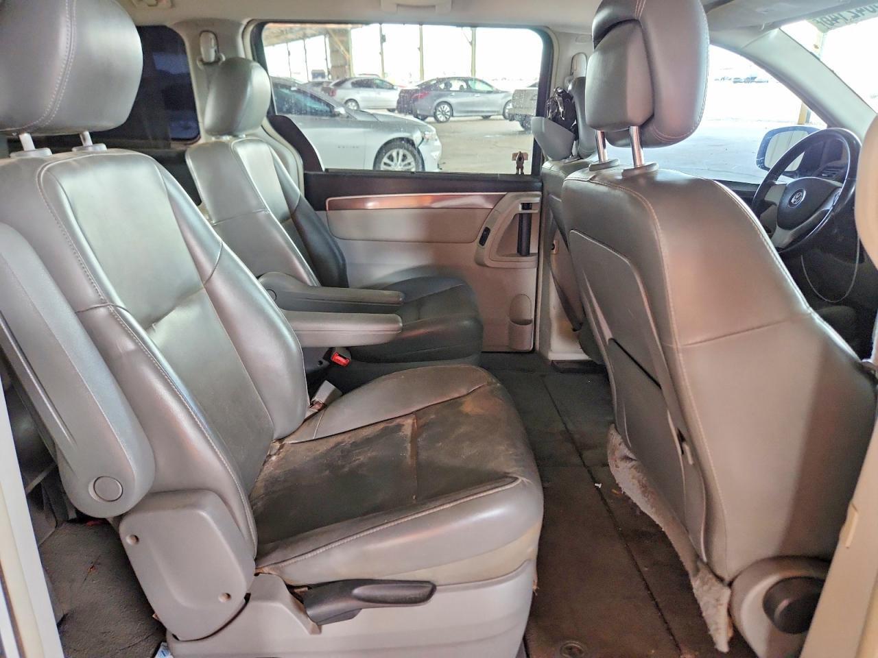 2010 VOLKSWAGEN ROUTAN SE — Фото 11 из 13