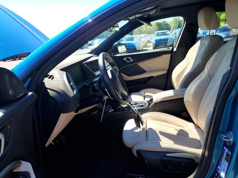 2024 BMW 228XI — Фото 7 из 12
