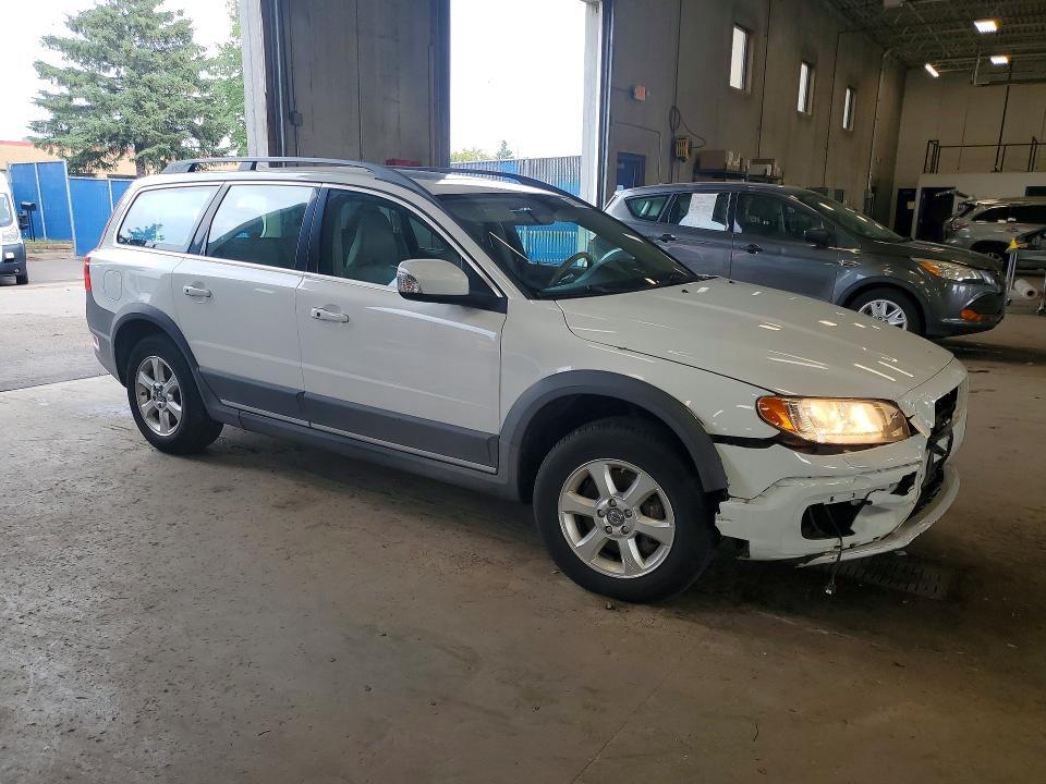 2010 VOLVO XC70 3.2 — Фото 4 из 13