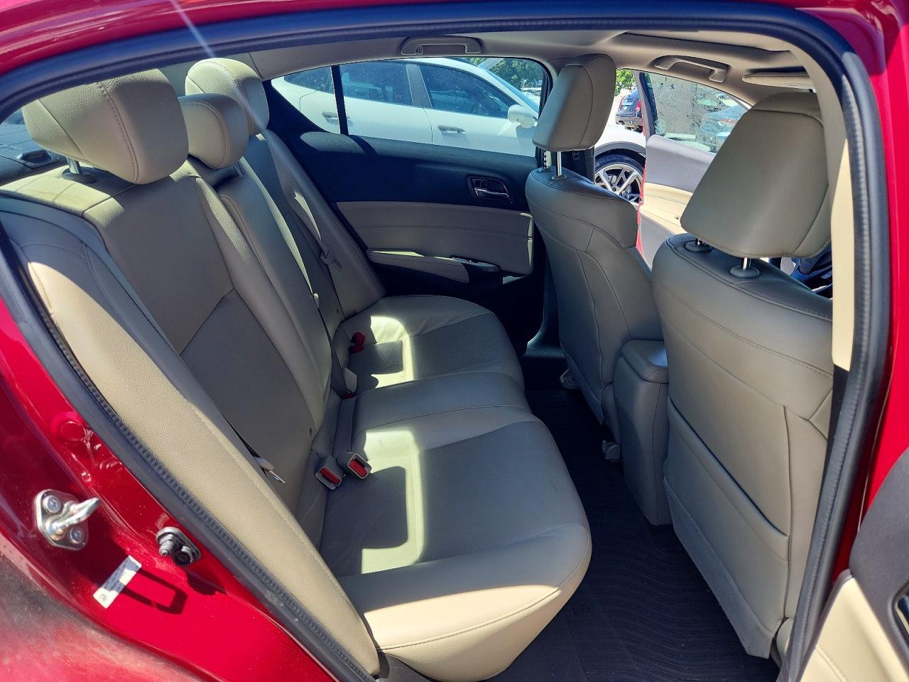 2017 ACURA ILX PREMIUM — Фото 10 из 12