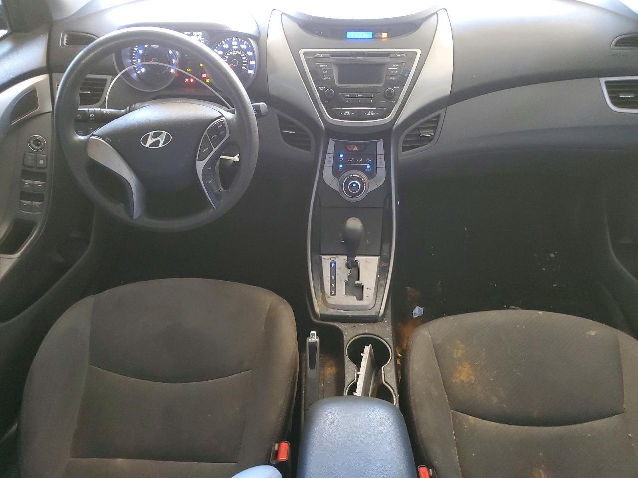 5NPDH4AE2DH227064 2013 HYUNDAI ELANTRA photo no. 8