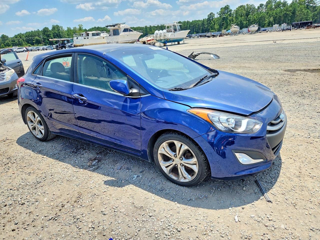 2013 HYUNDAI ELANTRA GT BASE — Фото 4 из 13
