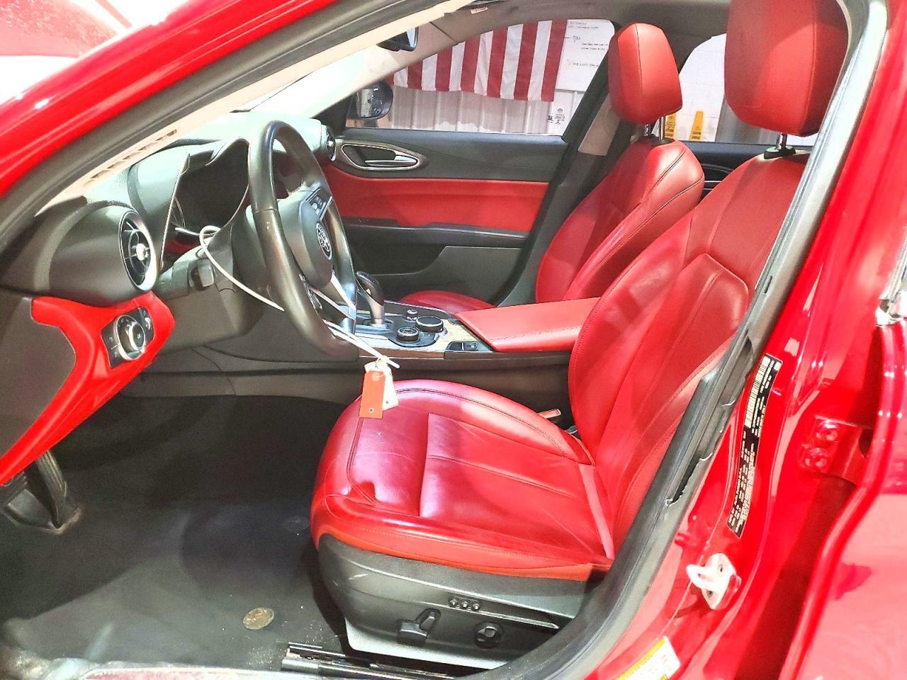 2017 ALFA ROMEO GIULIA TI Q4 — Фото 7 из 13