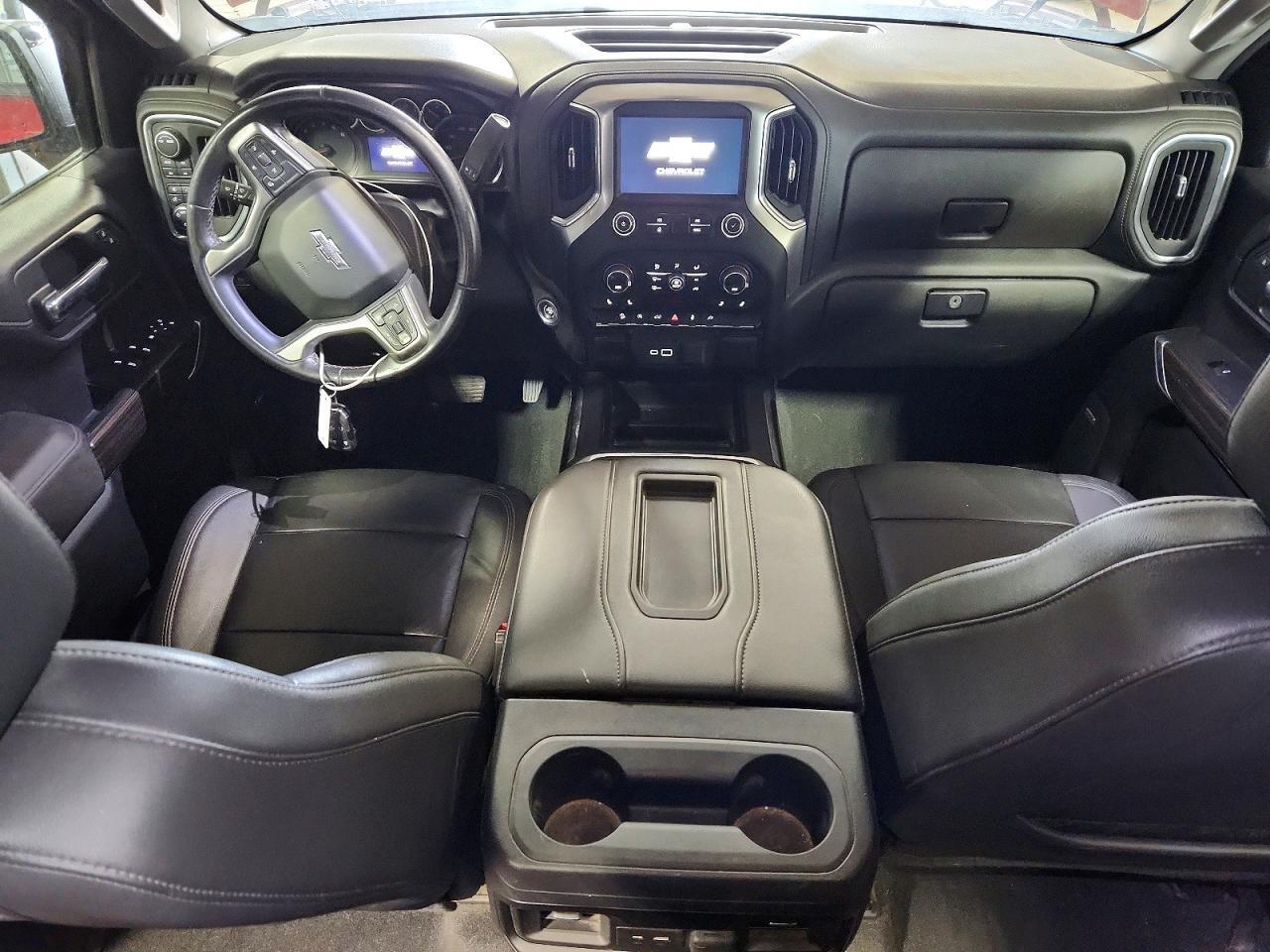 2021 CHEVROLET SILVERADO K1500 LT TRAIL BOSS — Фото 8 из 12