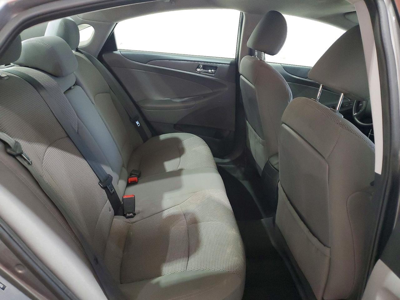 2013 HYUNDAI SONATA GLS — Фото 10 из 12