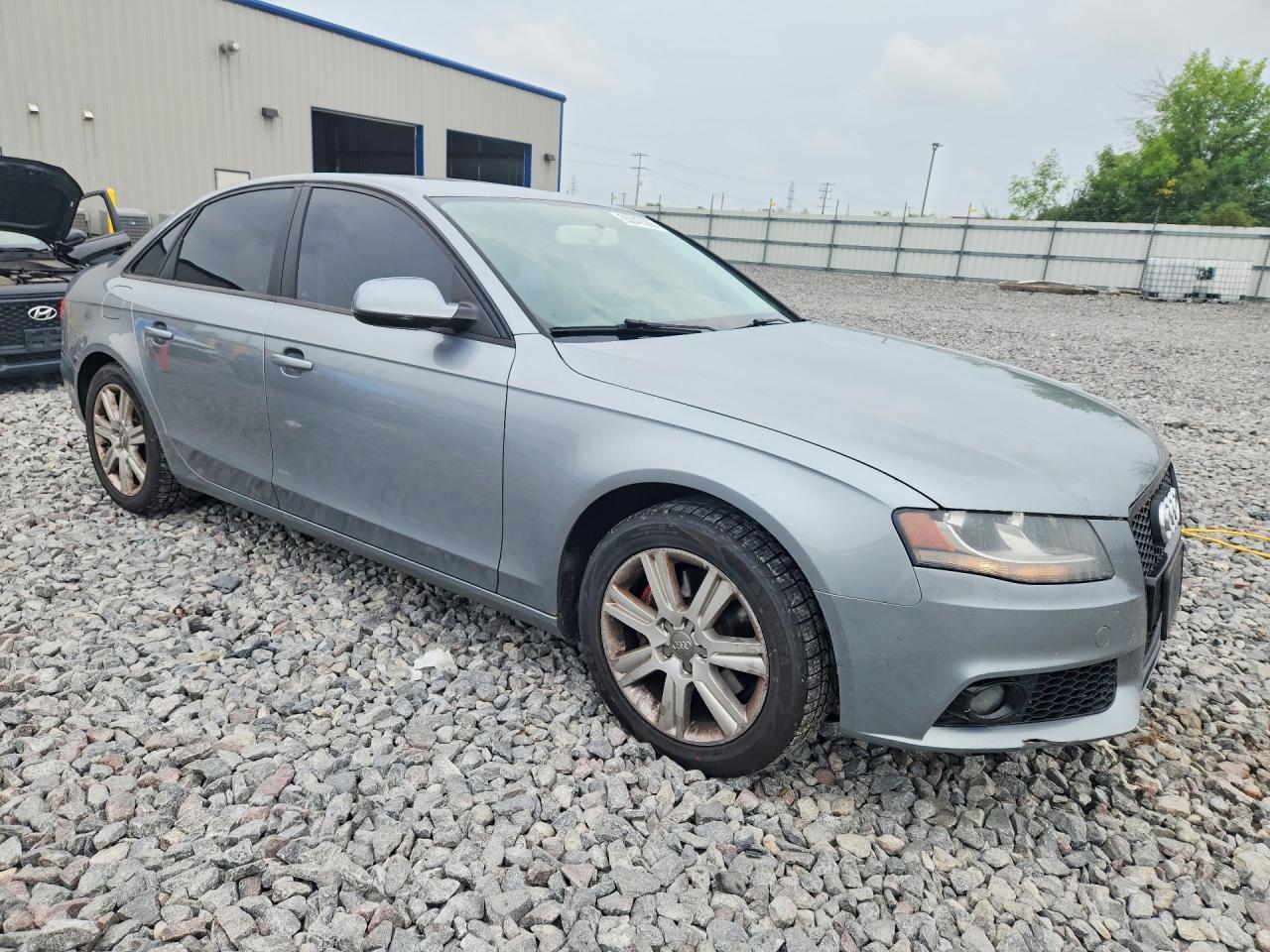 2011 AUDI A4 PREMIUM — Фото 4 из 12