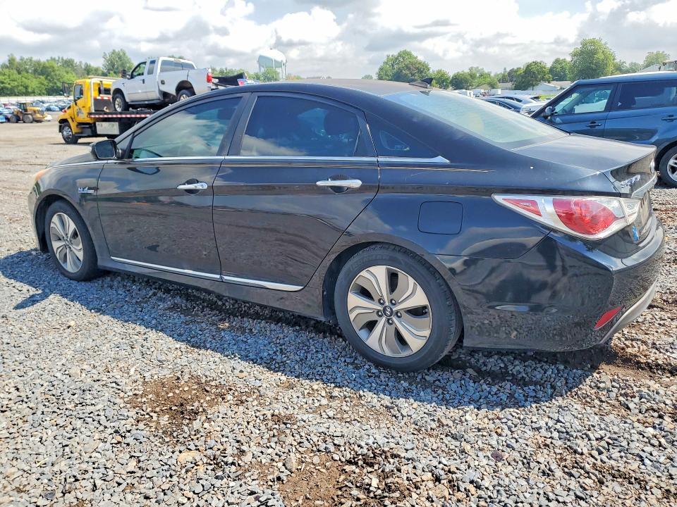 2013 HYUNDAI SONATA HYBRID — Фото 2 из 12