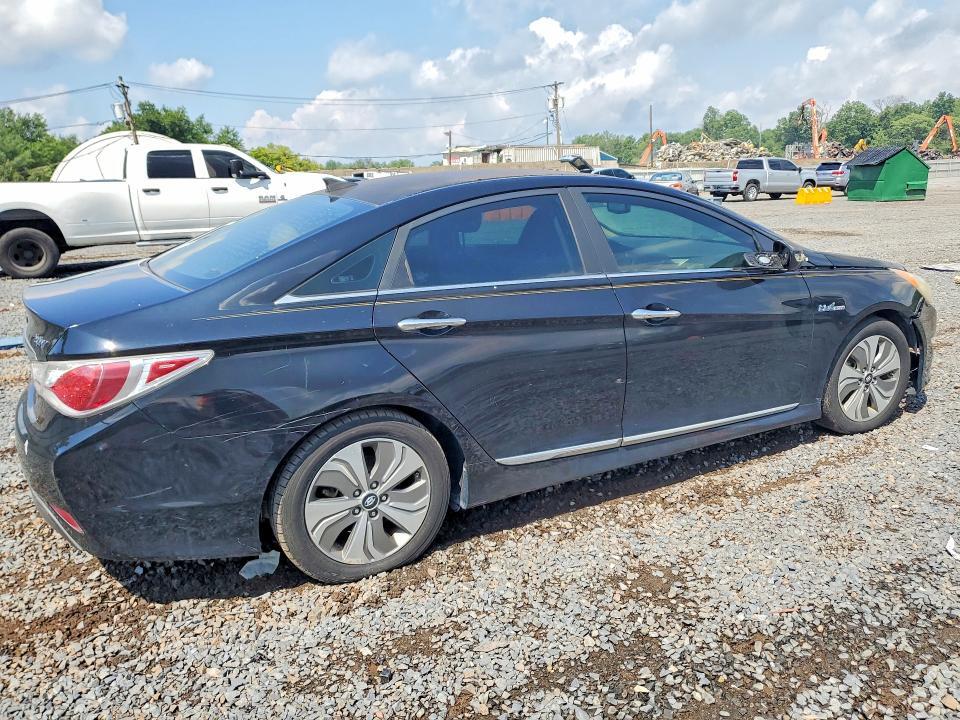 2013 HYUNDAI SONATA HYBRID — Фото 3 из 12