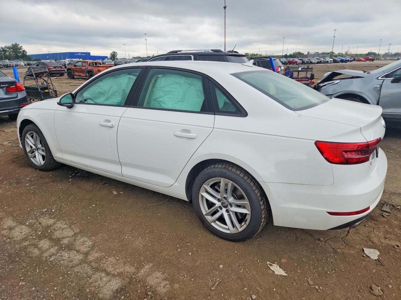2017 AUDI A4 PREMIUM — Фото 2 из 12