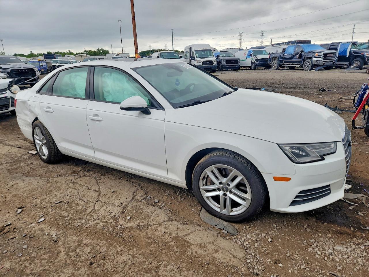 2017 AUDI A4 PREMIUM — Фото 4 из 12