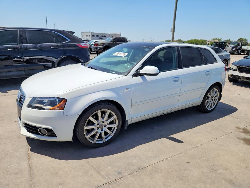 2011 AUDI A3 WAUKJAFM0BA123703