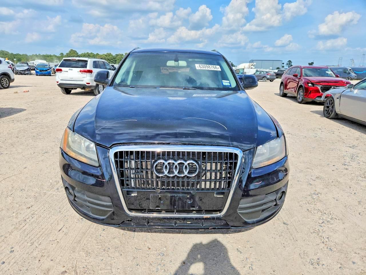 2011 AUDI Q5 PREMIUM — Фото 5 из 12
