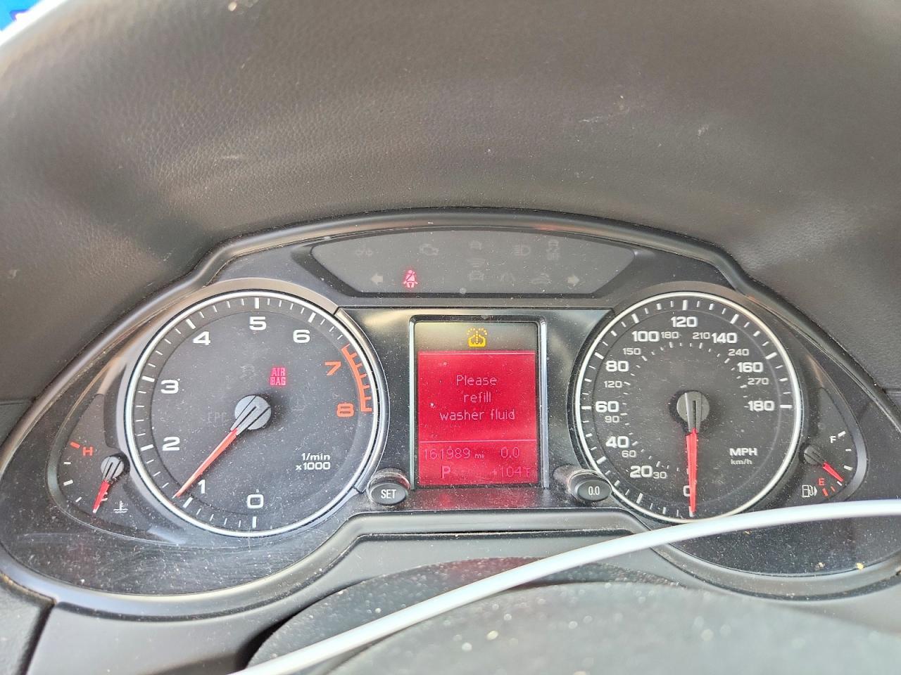 2011 AUDI Q5 PREMIUM — Фото 9 из 12