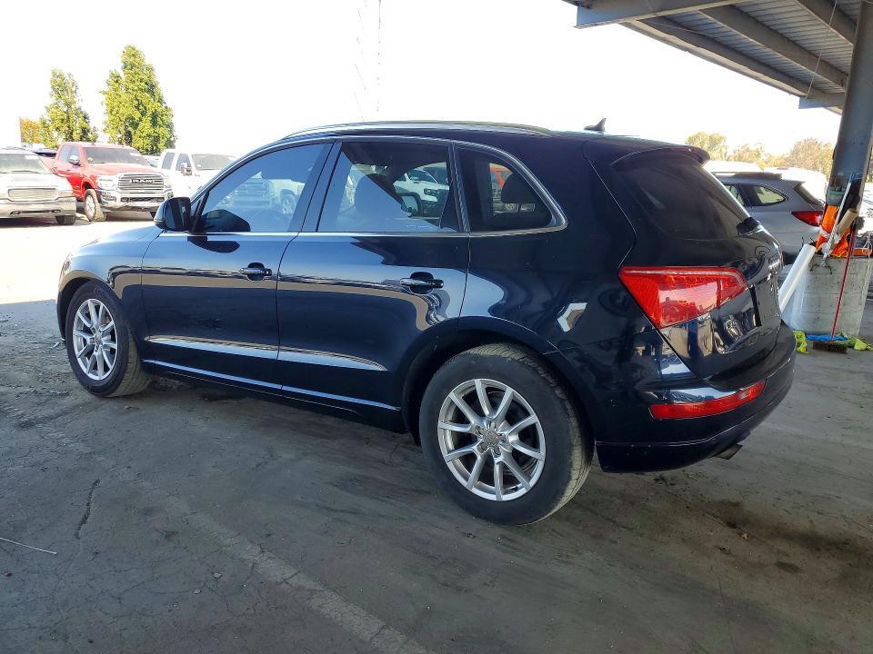 2011 AUDI Q5 PREMIUM PLUS — Фото 2 из 12