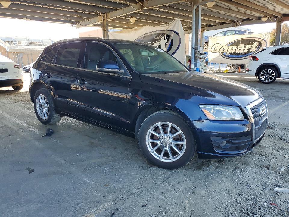 2011 AUDI Q5 PREMIUM PLUS — Фото 4 из 12