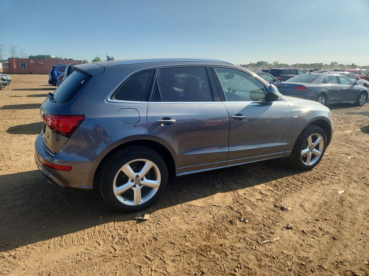 WA1M2AFP1HA030369 2017 AUDI Q5 photo no. 3