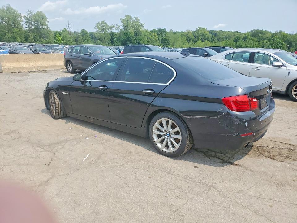 2011 BMW 535 XI — Фото 2 из 12
