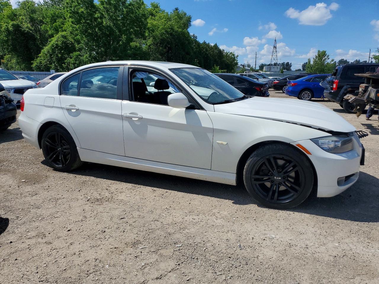 2011 BMW 328 XI — Фото 4 из 12