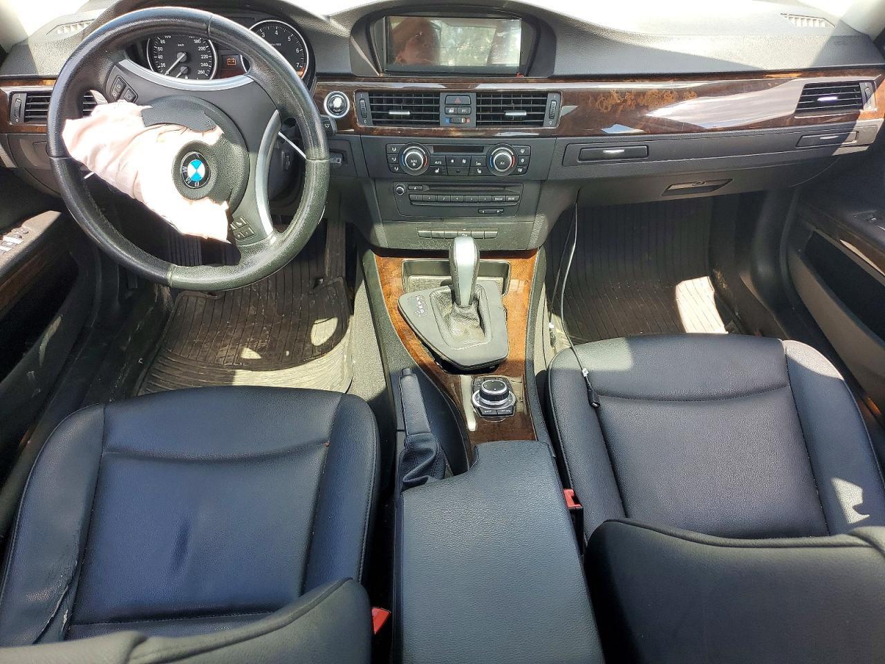 2011 BMW 328 XI — Фото 8 из 12