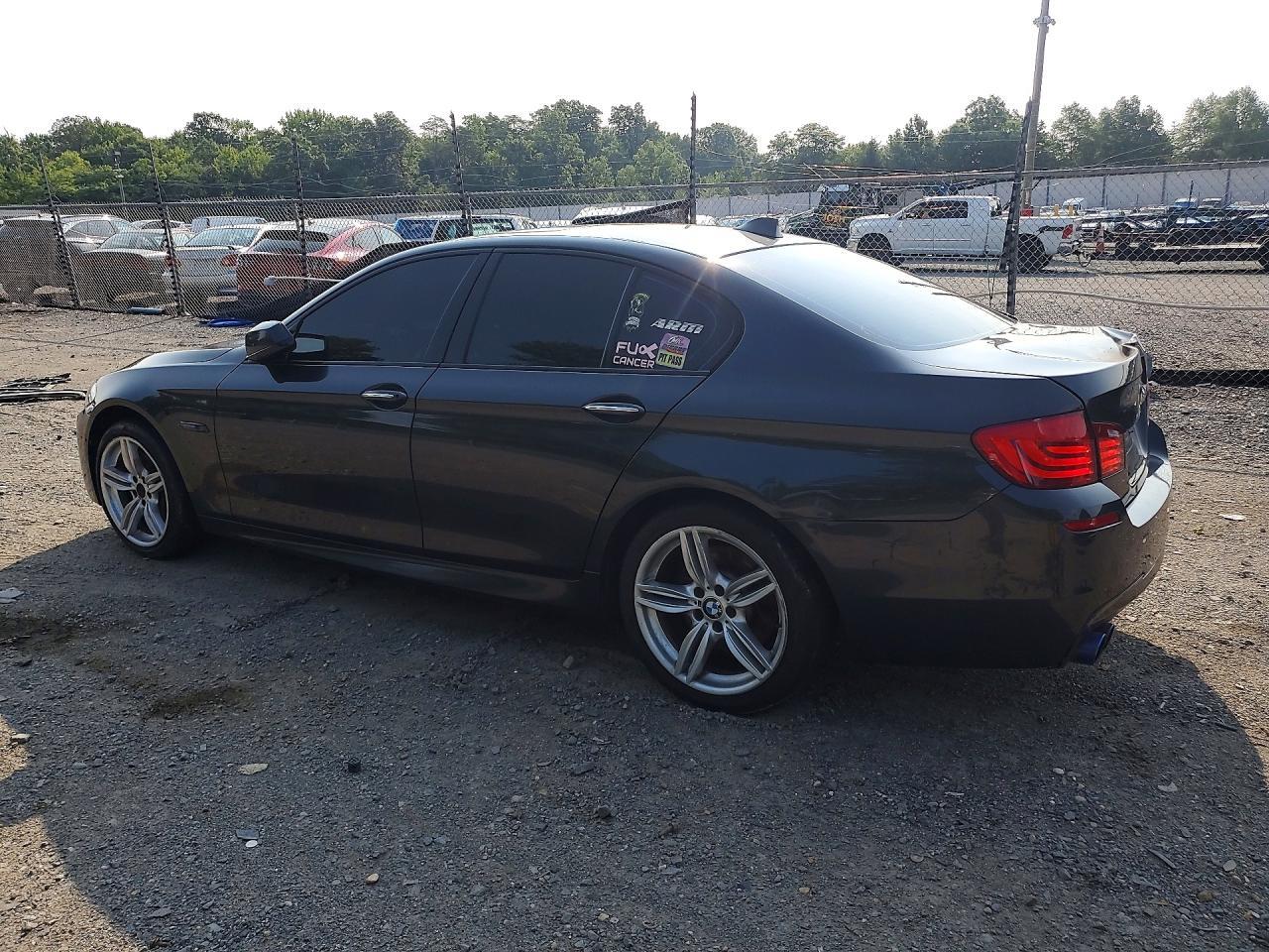 2011 BMW 550 XI — Фото 2 из 12