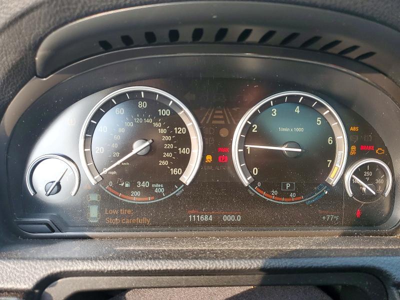 2011 BMW 535 XIGT — Фото 9 из 12
