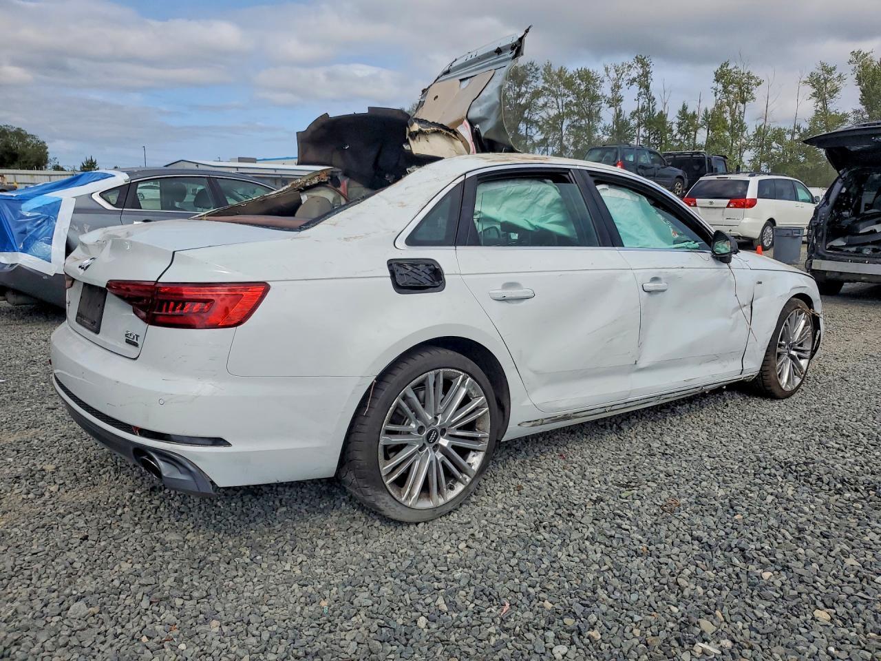 2017 AUDI A4 PREMIUM PLUS — Фото 3 из 12