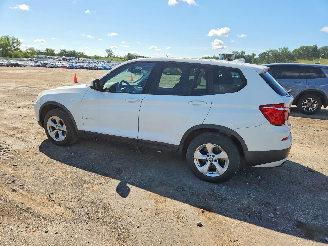 2011 BMW X3 XDRIVE28I — Фото 2 из 13