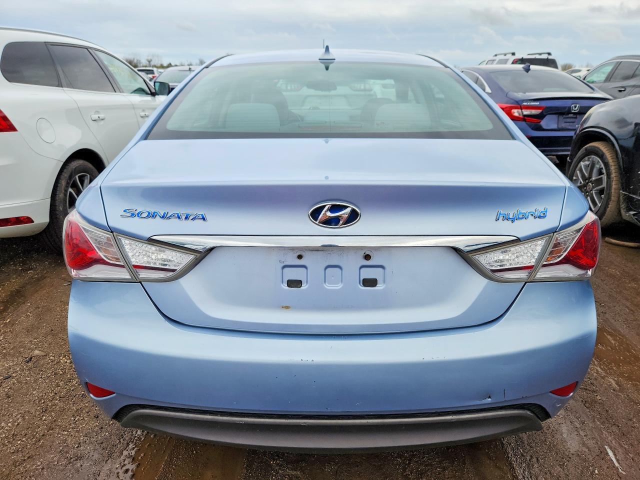 2013 HYUNDAI SONATA HYBRID — Фото 6 из 12