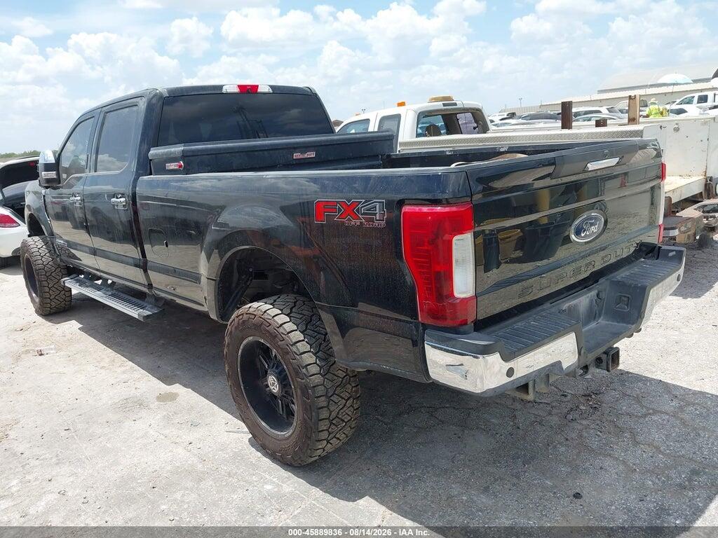 1FT8W3BT3JEB49436 2018 FORD F-350 photo no. 3