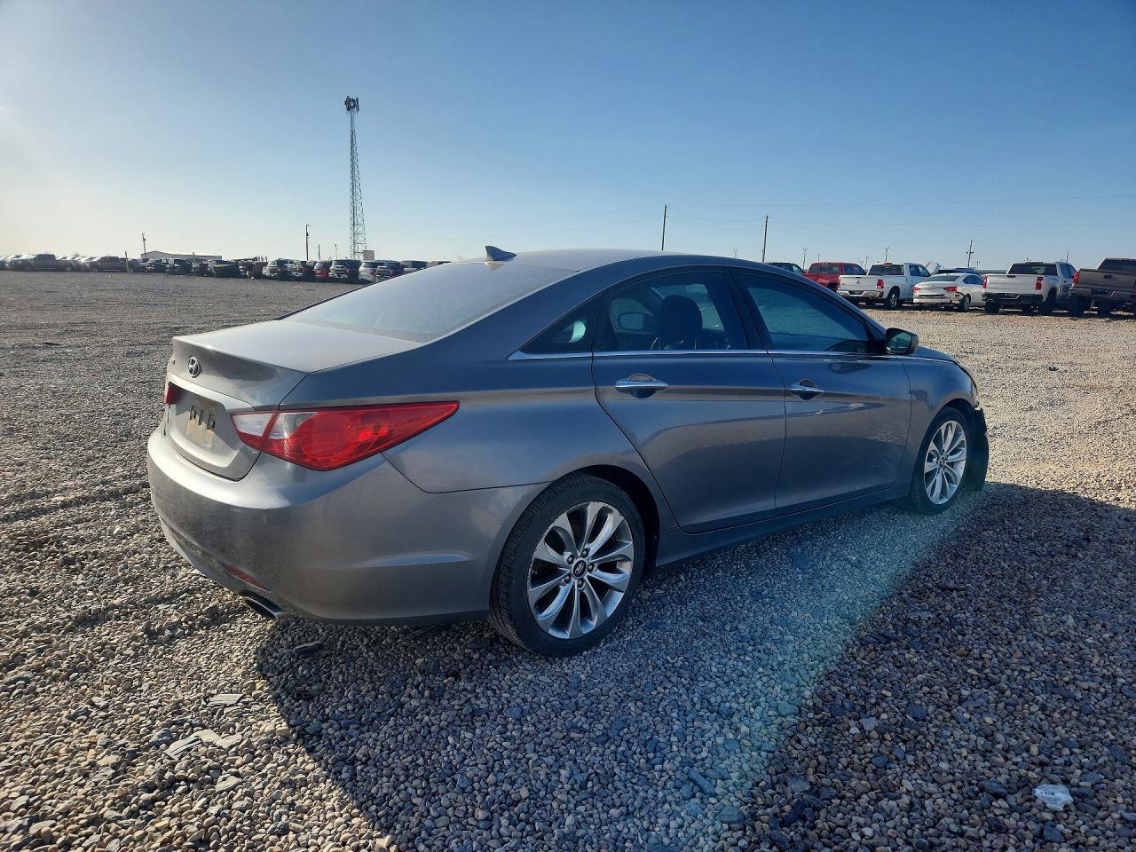 2013 HYUNDAI SONATA SE — Фото 3 из 13